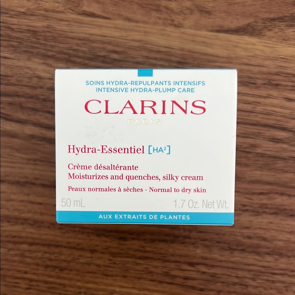 Clarins Hydra-Essentiel Silky Moisturizer with Double Hyaluronic Acid NEW